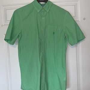 CHAPS Men’s Short-Sleeve Button Down Shirt